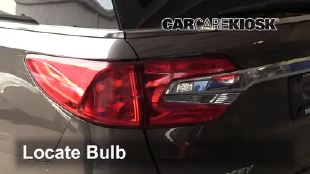 2018 Honda Odyssey EX-L 3.5L V6 Éclairage Feu stop (remplacer ampoule)